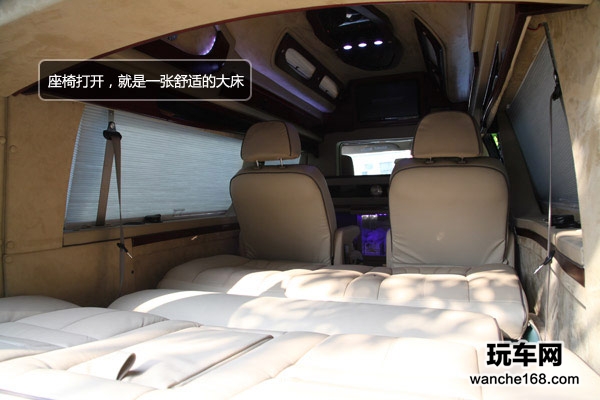移动会所 傲奔打造福特E350奢华内饰 