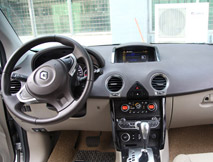 科雷傲原车屏升级 体验非凡操控力