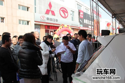 2012琥珀光学贴膜比赛内蒙古站举办