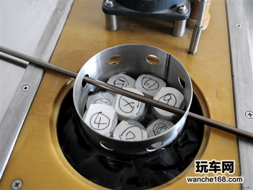 多款玻璃水抗冻性能评测对比