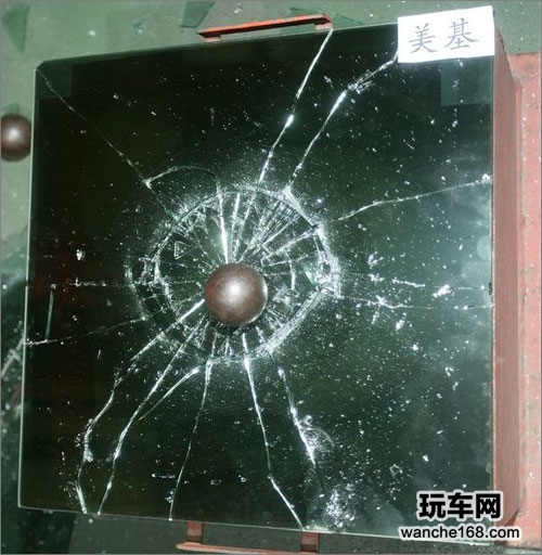 史上最凶狠的汽车防爆膜测试 
