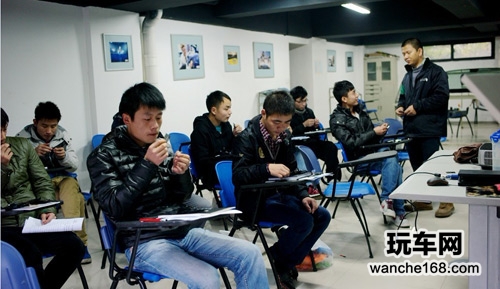 琥珀光学技术培训学校第一期正式开班
