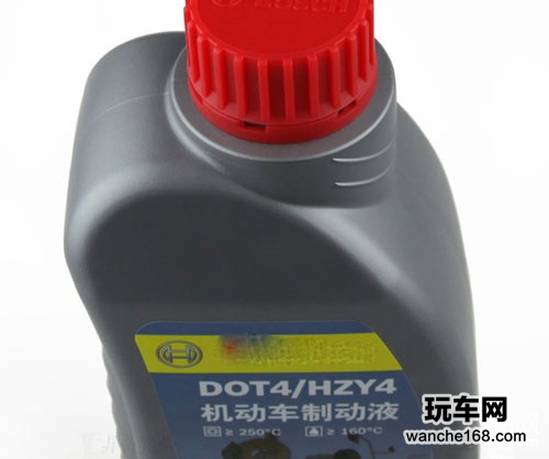车主需要正确使用制动液安全卡扣需