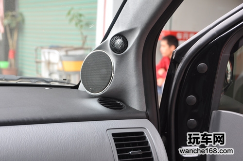 首战告捷 现代美嘉音响改装