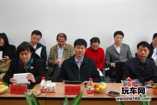 福州市长杨益民一行莅临歌航视察