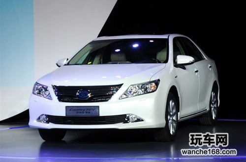 推荐凯美瑞尊瑞汽车隔热膜品牌雷朋