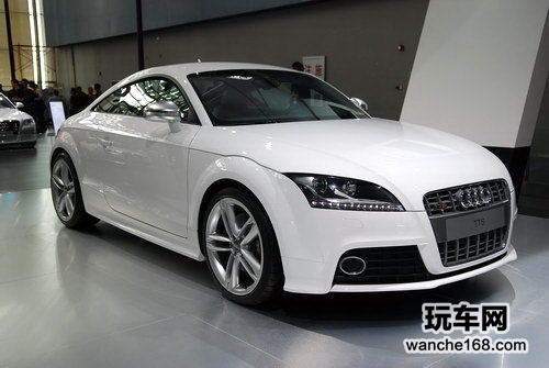 奥迪TT汽车贴膜价格 重质不重钱