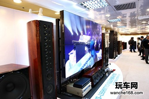 惠威10款新品亮相2012广州高级音响展