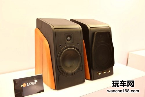 惠威10款新品亮相2012广州高级音响展