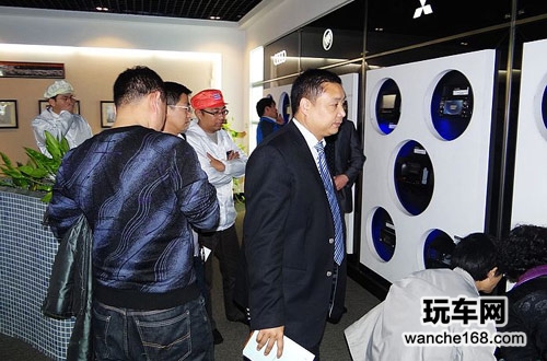 山东核心渠道客户参观考察路畅公司   