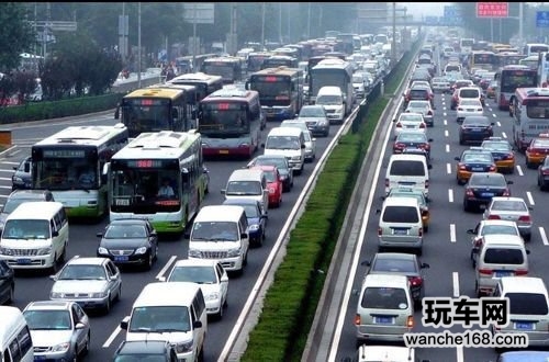 北京老旧机动车补贴提高至6500元