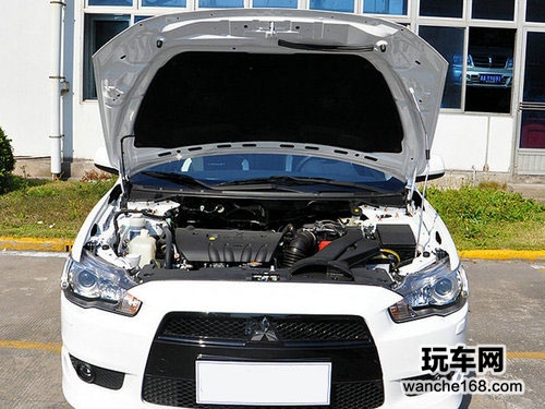 2013三菱翼神上市 震撼价12.98万元起