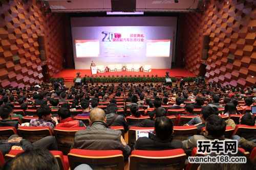 华阳获2012年十强影音导航中国品牌