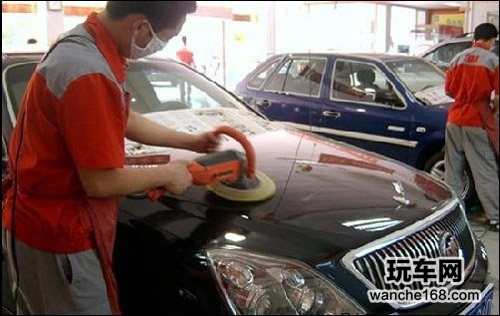 汽车打蜡注意的事项和车蜡的知识