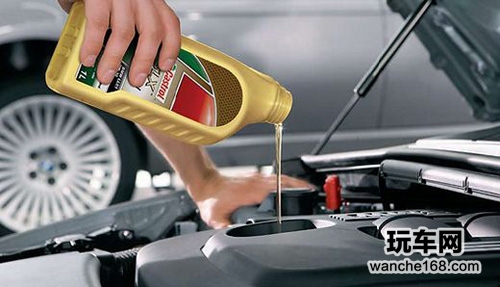 冬季更换专用机油 汽车行驶更安全