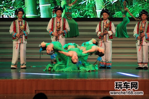 华阳汽车电子2013迎春晚会举行