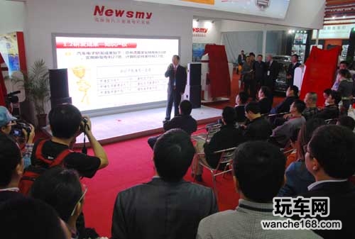 纽曼携车Pad新品亮相2013AAITF展