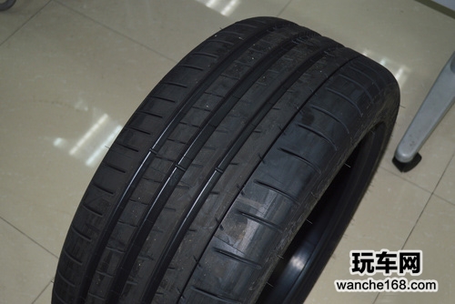 米其林运动轮胎亮相日内瓦车展