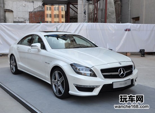 优美曲线 奔驰全新CLS贴蓝钻太阳膜