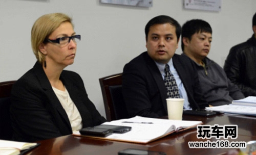 国际品牌遭攻击 圣罗经销商众志成城