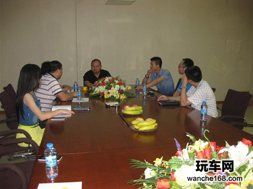 武汉悦莱汽车4S集团领导考察天缘电子