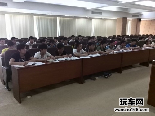 新活力 天缘班2011级学子入职天缘 