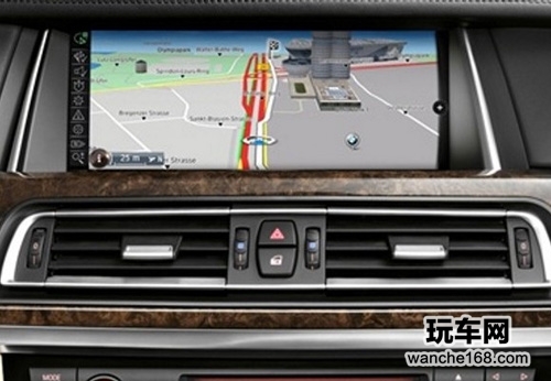 宝马3系展示哈曼最新信息娱乐系统