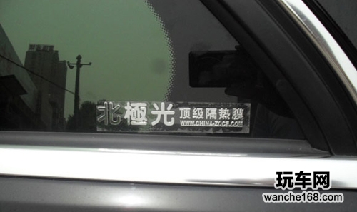 奔驰E300L贴北极光隔热膜 清凉夏天