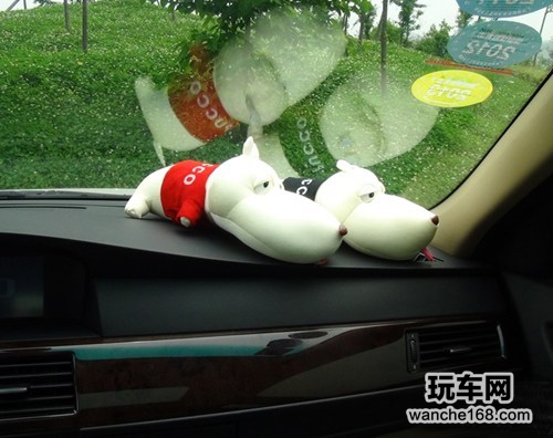 如何解决奔驰E级机油漏油车内异味