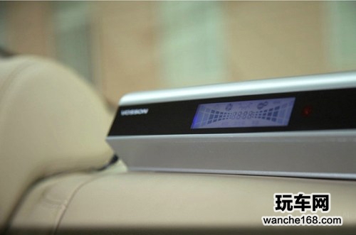 如何解决奔驰E级机油漏油车内异味