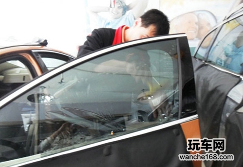 沃尔沃S60全车贴威固汽车隔热膜