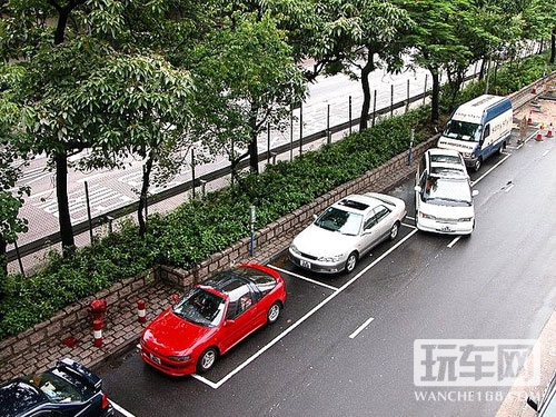深圳路边停车7月起收费 最高265元/天