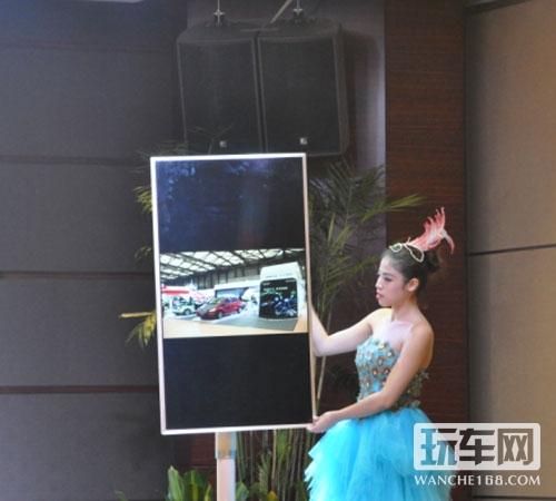保千里新品发布暨商显高峰论坛完美收官