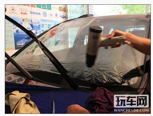 前挡风玻璃贴膜 汇总四个好处