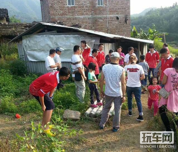 凌度车友献爱心，公益活动送温暖