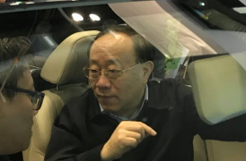 商务部副部长王炳南 盛赞全新红旗H7展车
