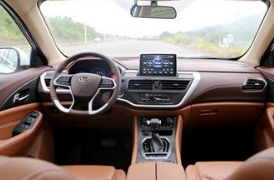 “爸气十足”北汽幻速S7与天下父亲一起，给孩子最好的爱